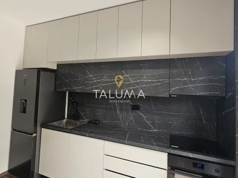 Izdavanje, kuća, 150m², Donja Gorica, Podgorica - image 4