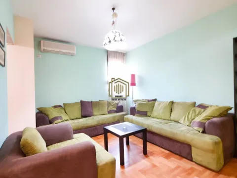 Izdavanje, jednosoban stan, 38m², Blok 5, Podgorica - image 2