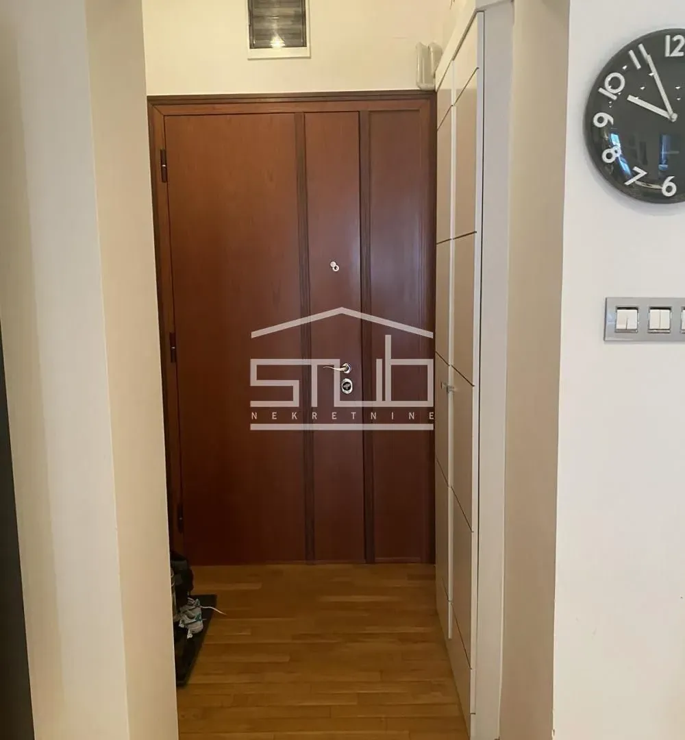 Rent, three bedroom apartment, 75m², Slavija, Vračar Sve Podlokacije