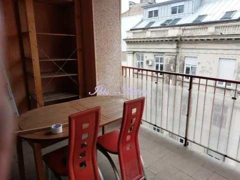 Prodaja, četvorosoban stan, 111m², Stari Grad, Beograd - image 5