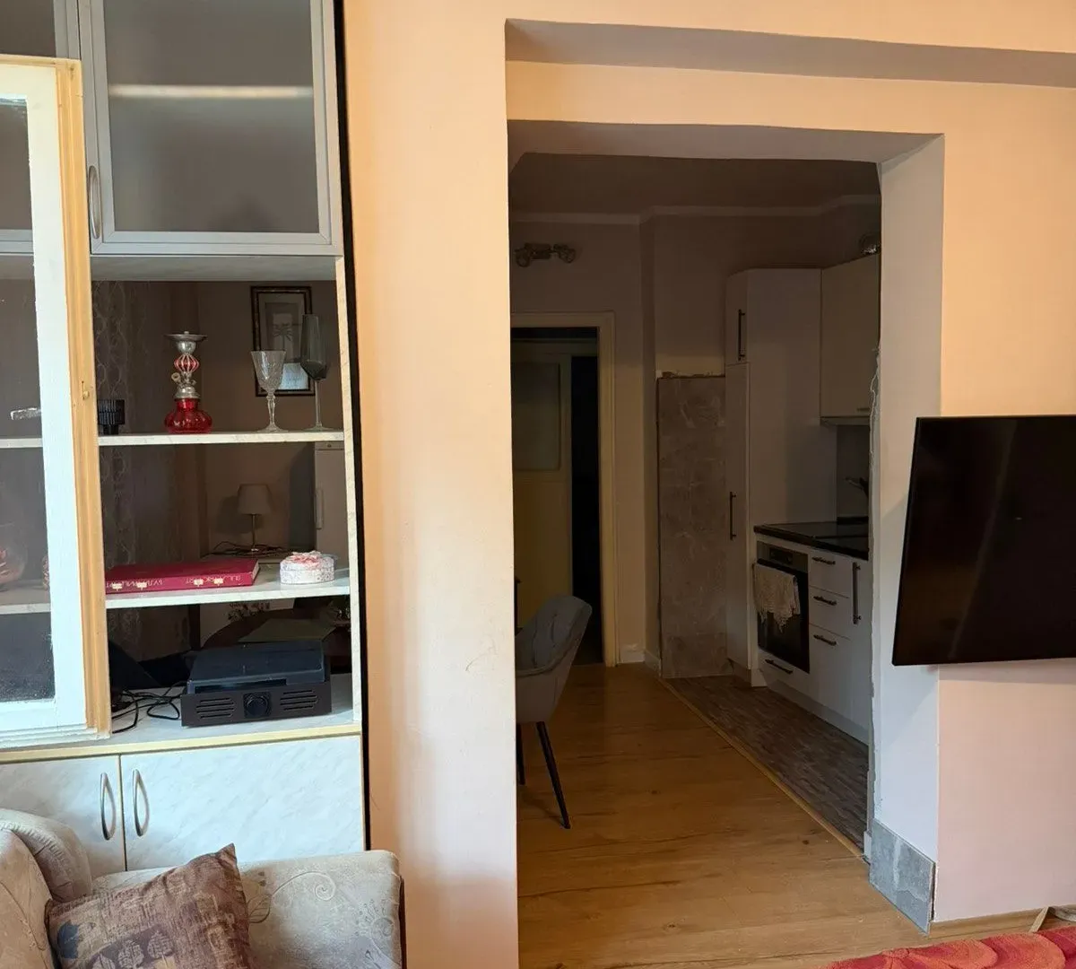 Rent, two bedroom apartment, 450m², Pobrežje, Podgorica