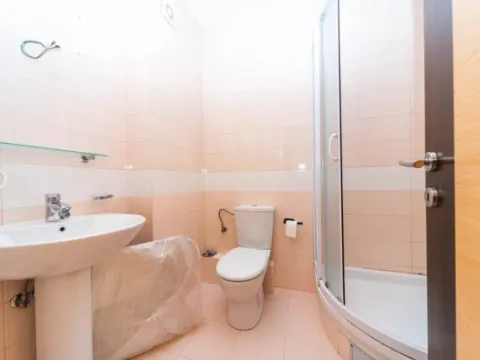 Izdavanje, jednosoban stan, 53m², Pobrežje, Podgorica - image 6