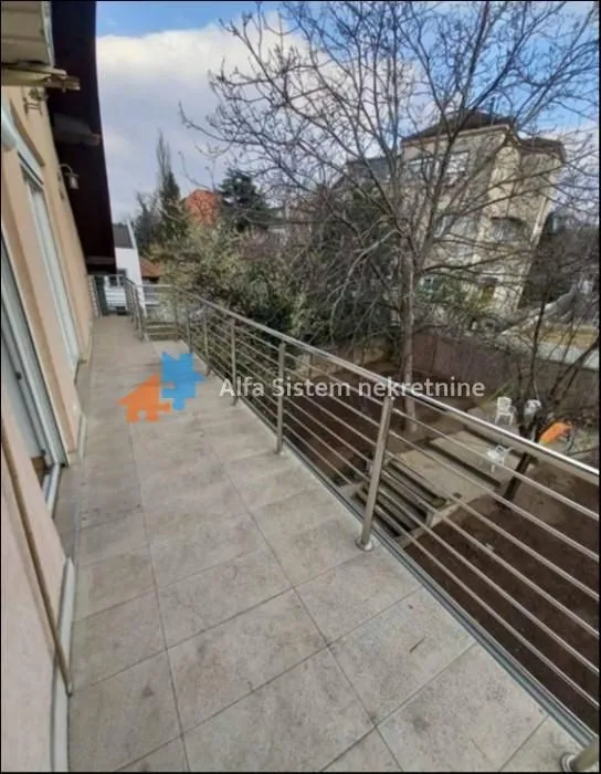Rent, apartment, 120m², Senjak, Beograd