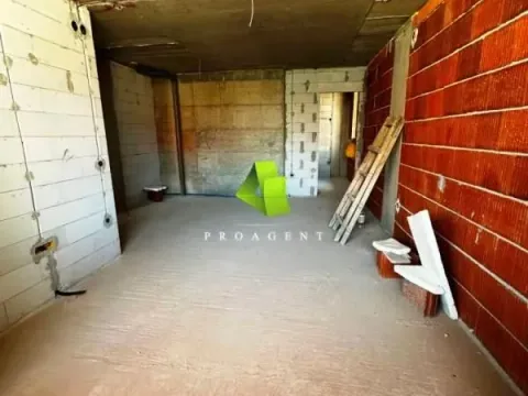 Prodaja, trosoban stan, 70m², Medijana, Niš - image 4