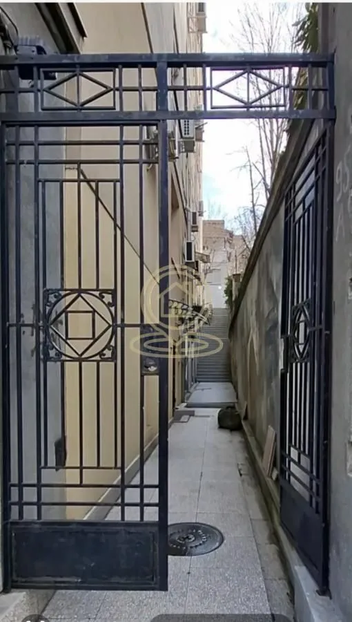 Izdavanje, trosoban stan, 86m², Savski Venac, Beograd