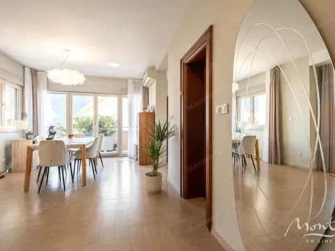 Prodaja, trosoban stan, 114m², Dobrota, Kotor - image 15