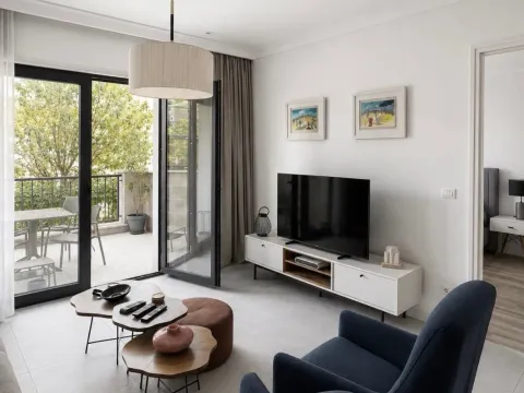 Rent, one bedroom apartment, 60m², Luštica Bay, Tivat - image 2