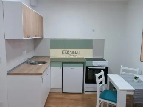 Rent, studio apartment, 32m², Centar, Jagodina - image 4