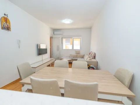 Prodaja, jednosoban stan, 48m², Tuški Put, Podgorica - image 7