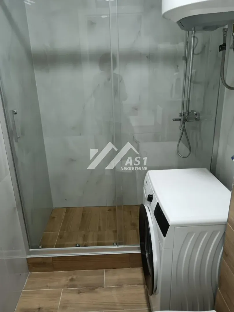 Izdavanje, jednosoban stan, 38m², Telep, Novi Sad Sve Podlokacije