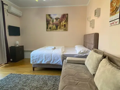 Izdavanje, garsonjera, 35m², Budva, Crna Gora - image 6
