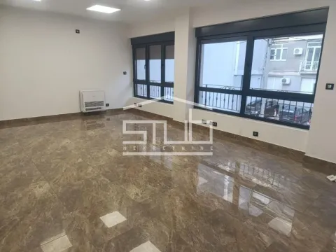 Izdavanje, poslovni prostor, 135m², Vukov Spomenik, Zvezdara Sve Podlokacije - image 7
