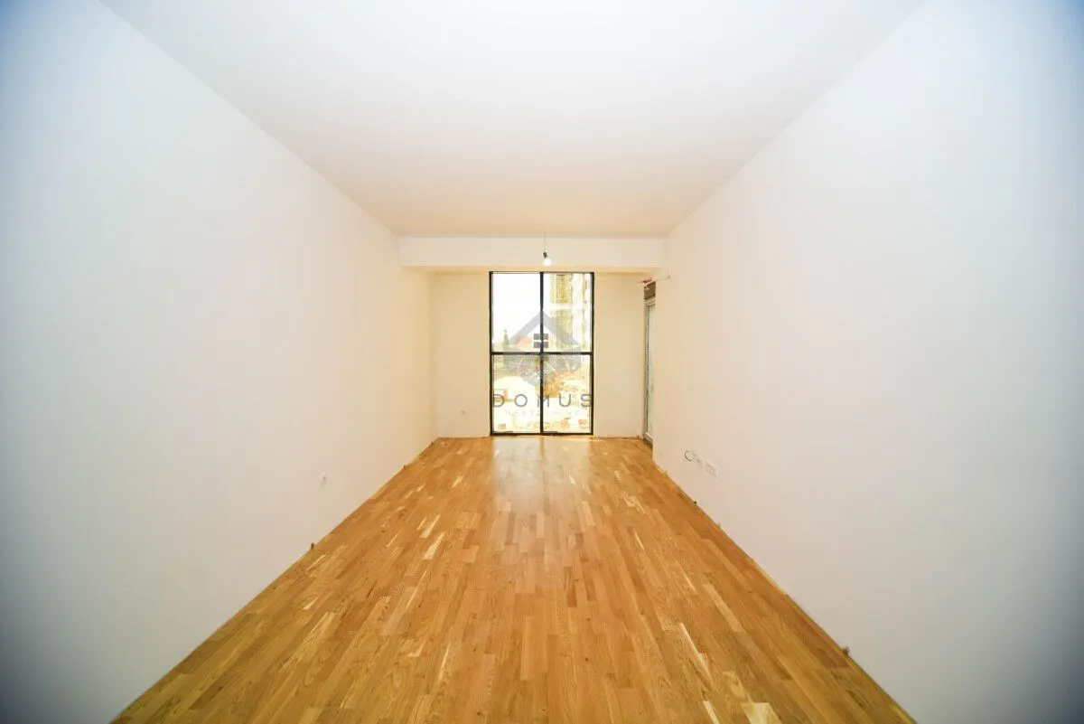 Prodaja, dvosoban stan, 70m², Stari Aerodrom, Podgorica