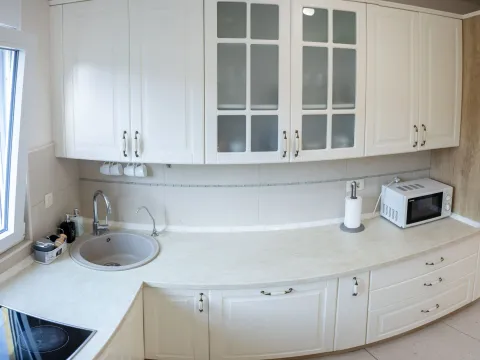 Rent, house, 111m², Lastva Grbaljska, Kotor - image 10