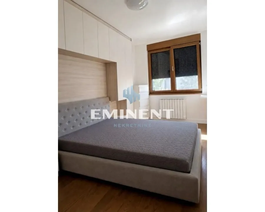 Rent, two bedroom apartment, 52m², Zemun Centar, Zemun Sve Podlokacije
