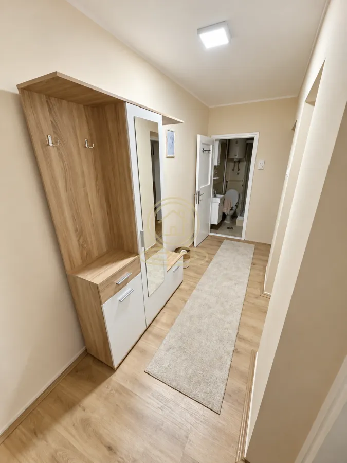 Prodaja, jednosoban stan, 54m², Rotkvarija, Novi Sad Sve Podlokacije