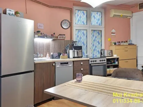 Sale, four bedroom apartment, 77m², Stari Grad, Beograd - image 5