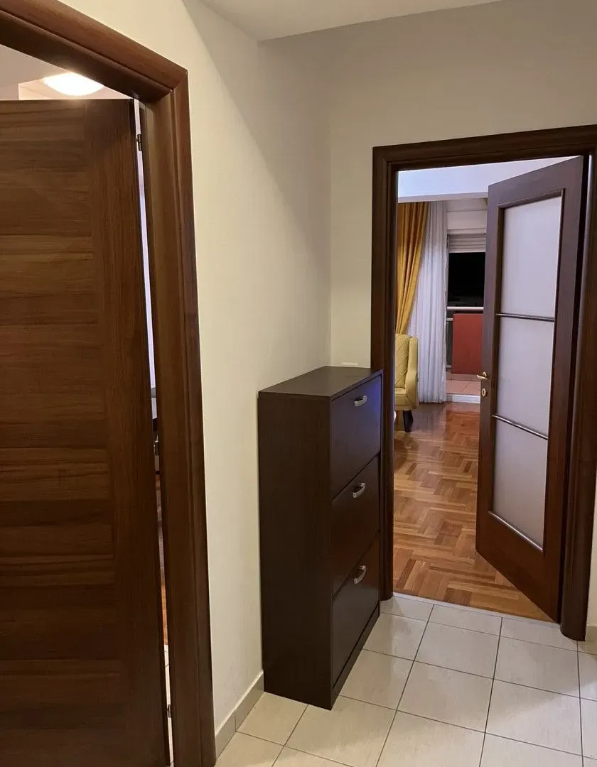 Rent, one bedroom apartment, 55m², City Kvart, Podgorica