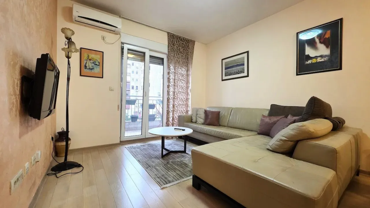 Rent, apartment, 70m², Blok 6, Podgorica