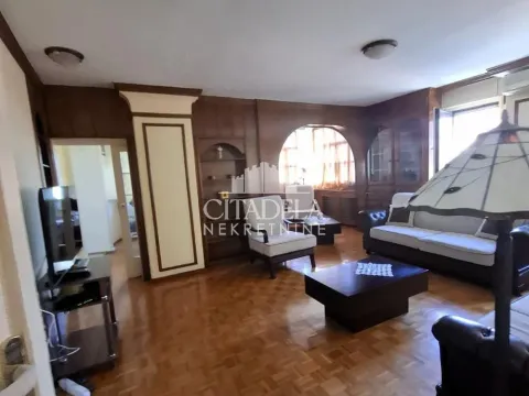 Izdavanje, stan, 101m², Kalenić Pijaca, Vračar Sve Podlokacije - image 17