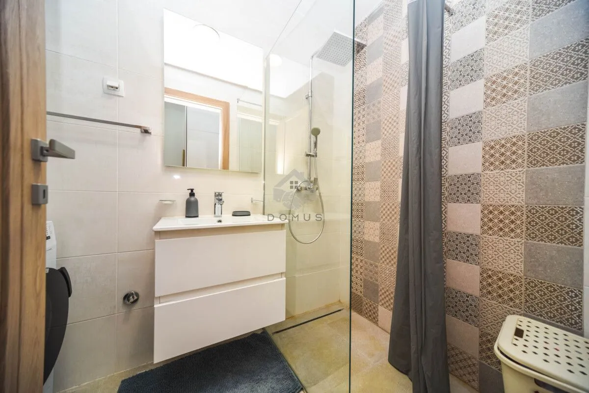 Izdavanje, jednosoban stan, 25m², Master Kvart, Podgorica