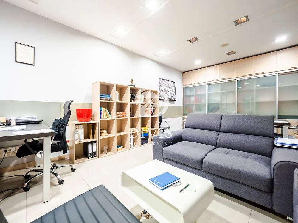 Prodaja, dvosoban stan, 51m², Obilićev Venac, Beograd