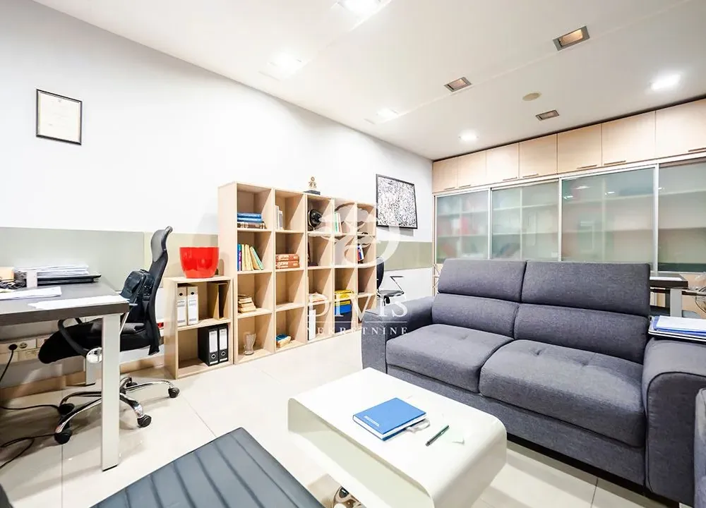 Sale, two bedroom apartment, 51m², Obilićev Venac, Beograd