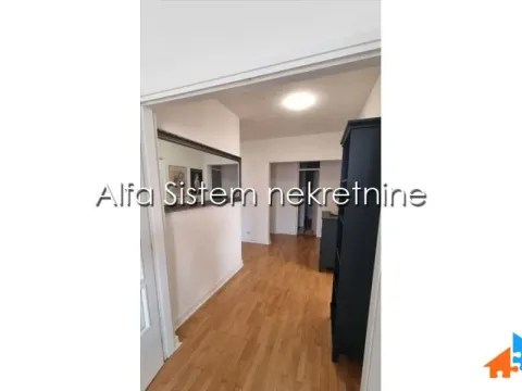 Rent, four bedroom apartment, 130m², Savski Venac, Beograd - image 8