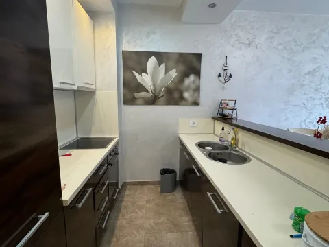 Sale, two bedroom apartment, 68m², Bečići, Budva - image 4
