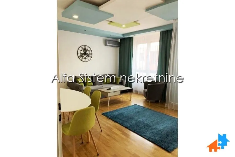 Rent, three bedroom apartment, 88m², Vračar Sve Podlokacije, Beograd