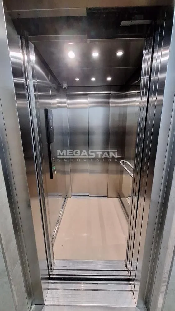 Sale, four bedroom apartment, 109m², Novi Beograd Sve Podlokacije, Beograd