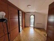 Izdavanje, poslovni prostor, 120m², Podgorica, Crna Gora - image 1