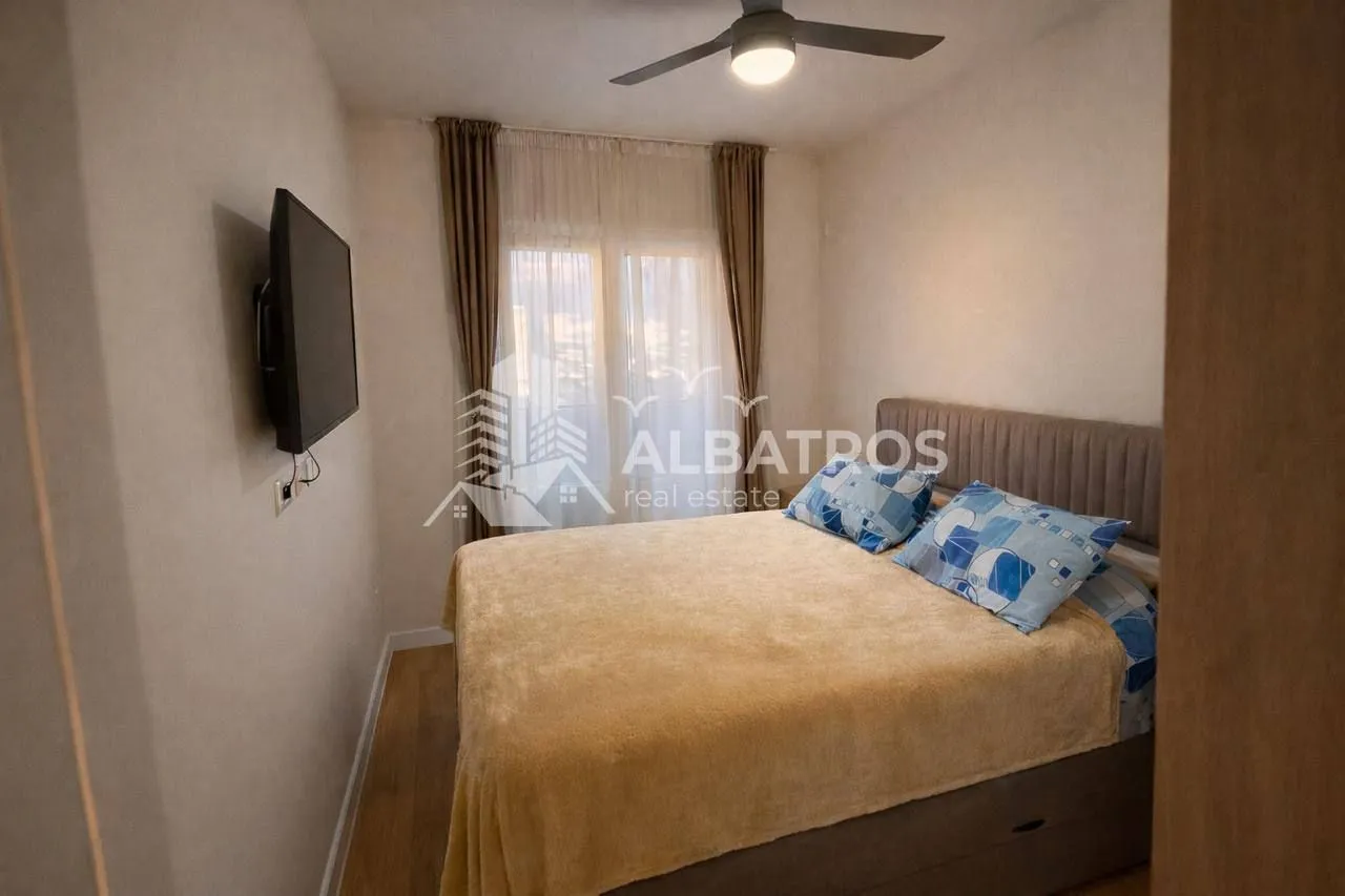 Sale, one bedroom apartment, 56m², Centar, Bar