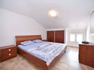 Izdavanje, dvosoban stan, 65m², Centar, Budva - image 4