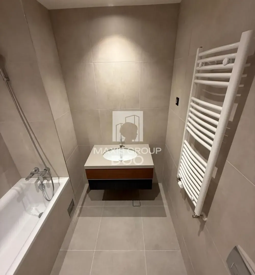 Prodaja, četvorosoban stan, 144m², Savski Venac, Beograd