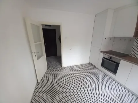 Prodaja, jednosoban stan, 31m², Bulevar Oslobodjenja, Novi Sad Sve Podlokacije - image 2