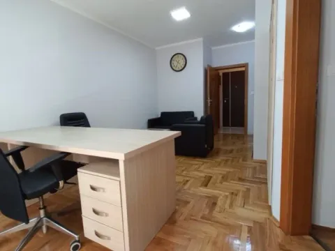 Rent, office space, 40m², Gorica C, Podgorica - image 9