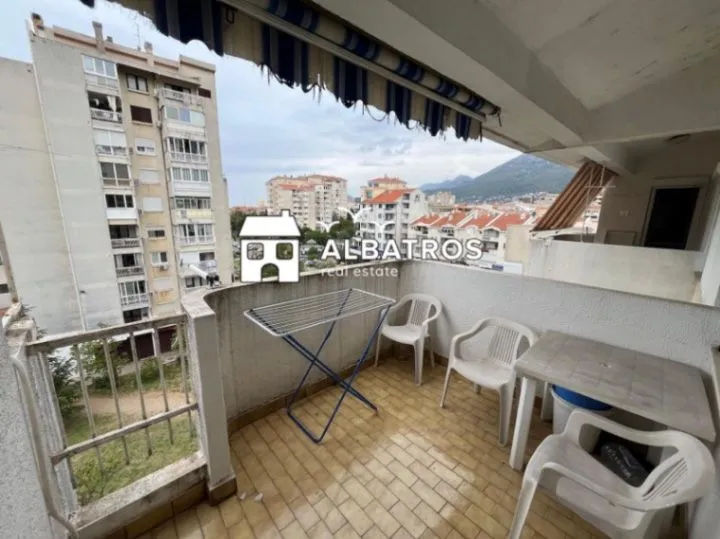 Izdavanje, stan, 55m², Makedonsko naselje, Bar