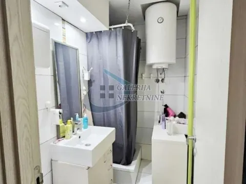 Prodaja, trosoban stan, 92m², Vidikovački venac, Rakovica - image 16