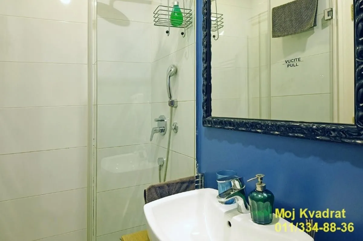 Prodaja, trosoban stan, 73m², Stari Grad, Beograd