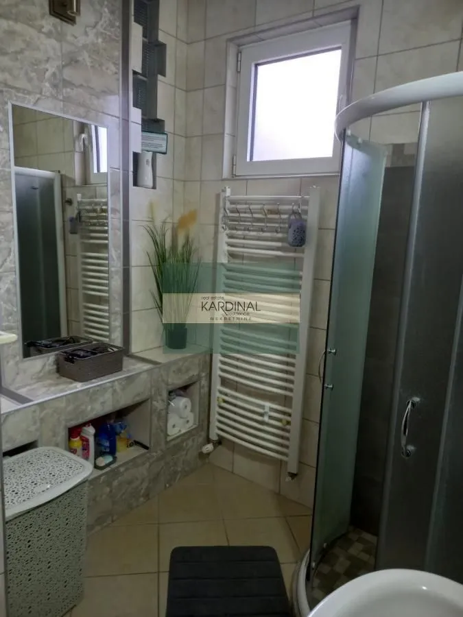 Izdavanje, kuća, 120m², Grošnica, Kragujevac