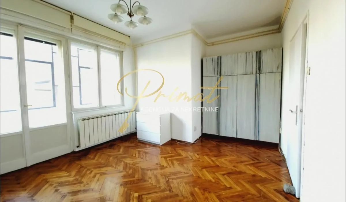 Prodaja, stan, 37m², Bajlonijeva Pijaca, Beograd