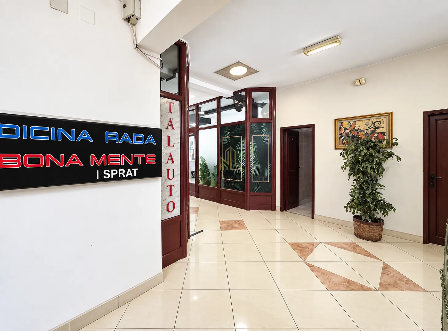 Rent, office space, 108m², Stara Varoš, Podgorica