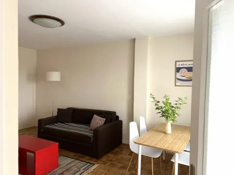 Stan in Vračar Sve Podlokacije