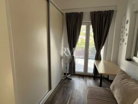 Izdavanje, dvosoban stan, 57m², Marići, Tivat - image 10