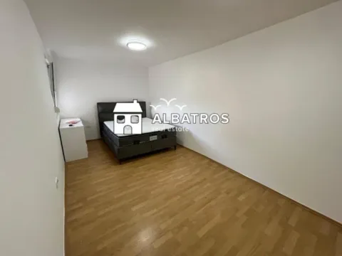 Rent, apartment, 135m², Tomba, Bar - image 3