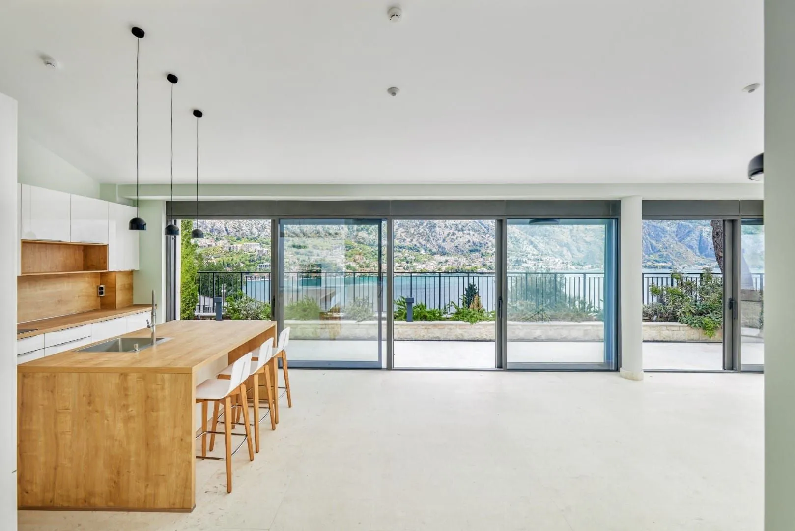 Sale, house, 479m², Prčanj, Kotor