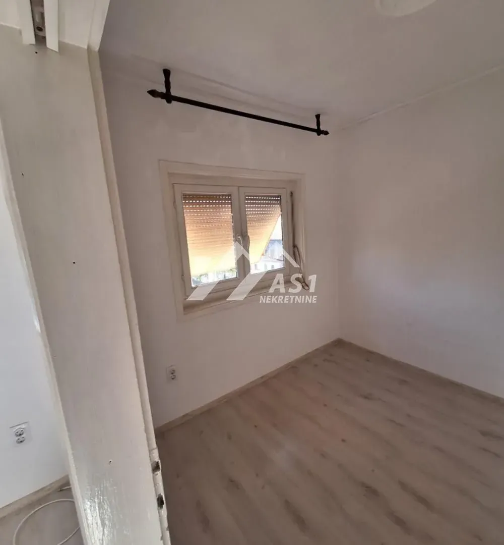 Prodaja, jednosoban stan, 29m², Podbara, Novi Sad Sve Podlokacije
