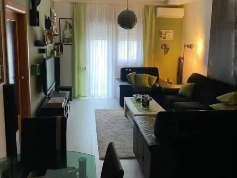 Prodaja, dvosoban stan, 70m², Stari Aerodrom, Podgorica - image 5