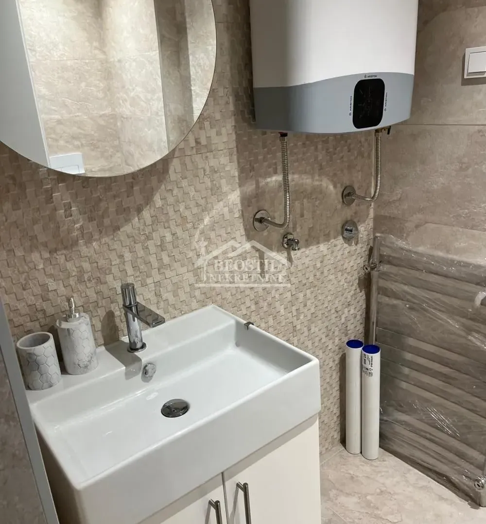 Rent, one bedroom apartment, 41m², Novi Beograd Sve Podlokacije, Beograd